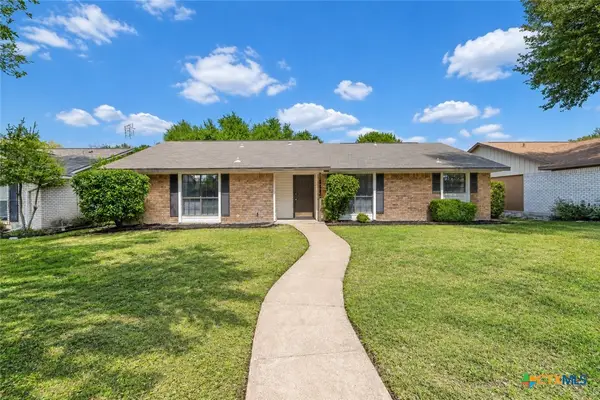 2102 Buckskin Trail, Temple, TX 76502
