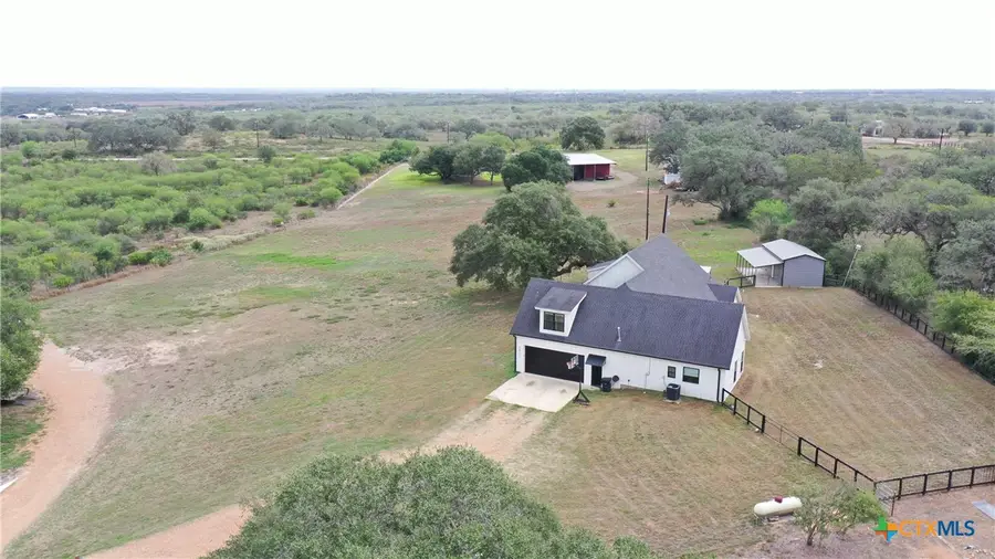 3811 Us Highway 183 South, Cuero, TX 77954 - #3