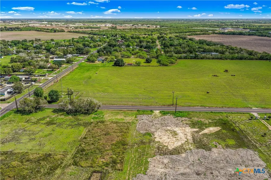 4509 Lone Tree Road, Victoria, TX 77901 - #2