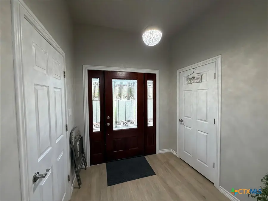 308 Nash Street, Cuero, TX 77954 - #3