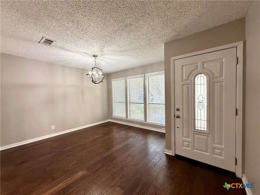 309 Taos Drive, Victoria, TX 77904 - #2