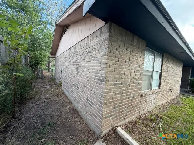 615 Avenue C, Yorktown, TX 78164 - #2