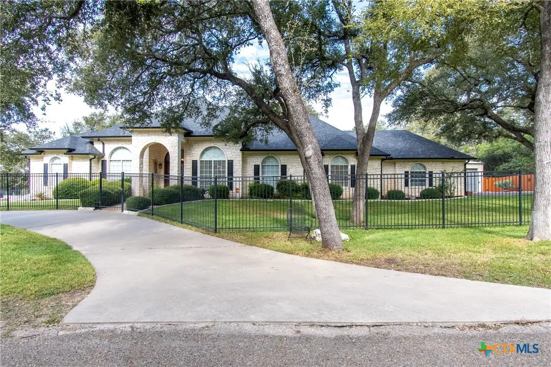 14 Calamity Jane Drive, Morgans Point Resort, TX 76513 - #1