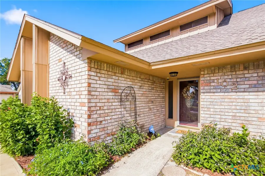 102 Laguna Drive, Victoria, TX 77904 - #3