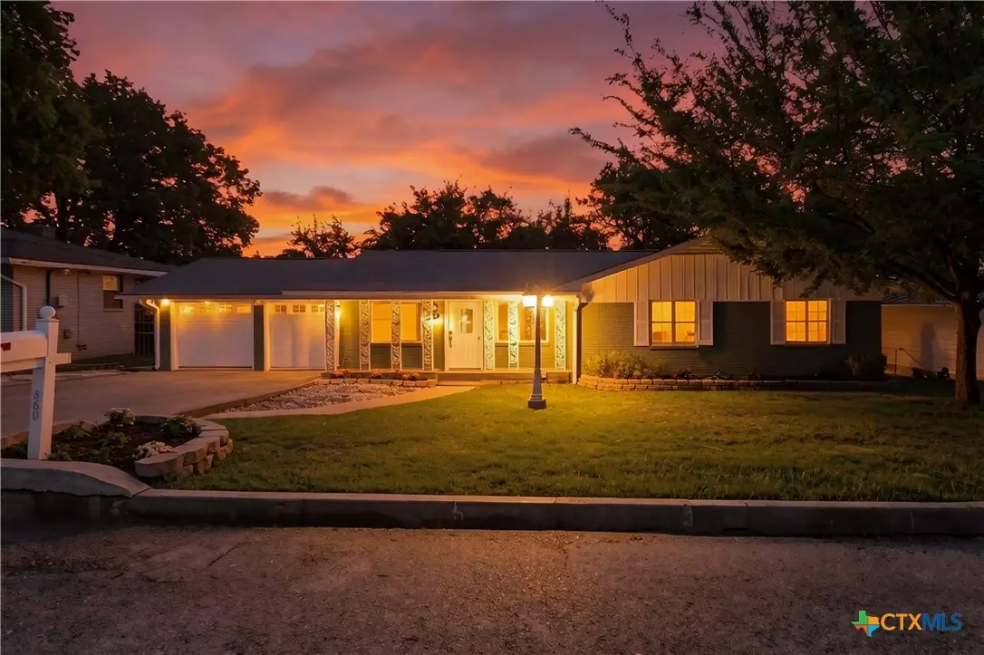860 Oak Lane, New Braunfels, TX 78130 - #1
