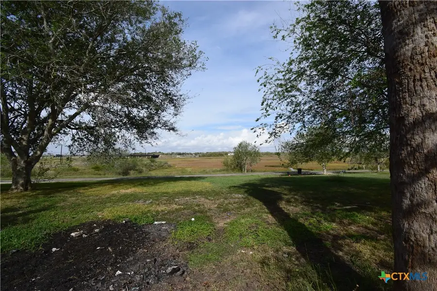 70 Fisher Road, Port Lavaca, TX 77979 - #3