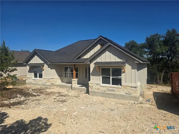 1181 Stallion Springs Drive, Fischer, TX 78623