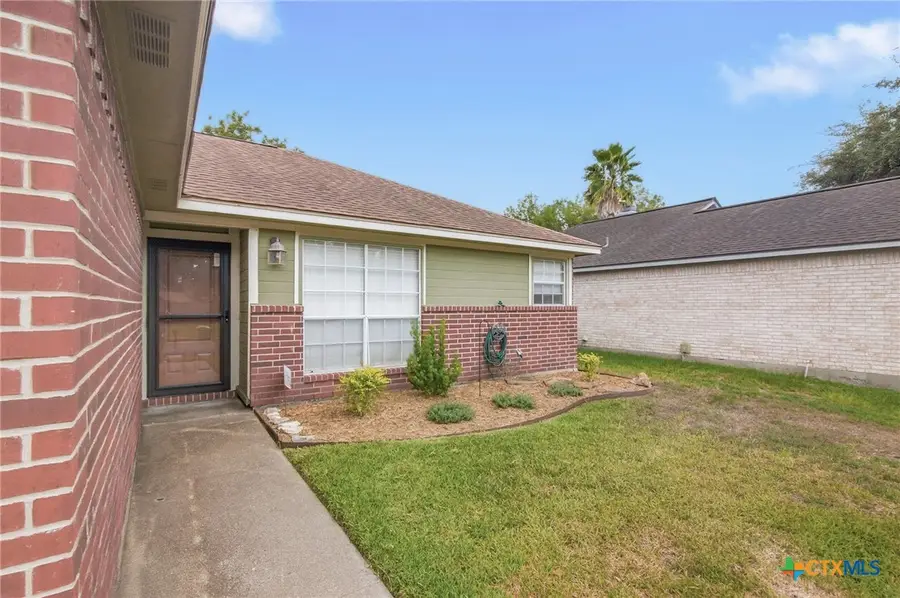 119 Joyce Lane, Victoria, TX 77901 - #2