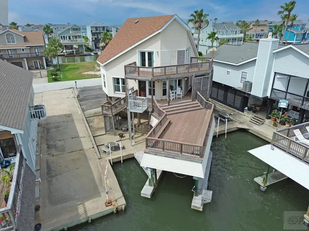 1005 Long Reach Drive, Tiki Island, TX 77554 - #1