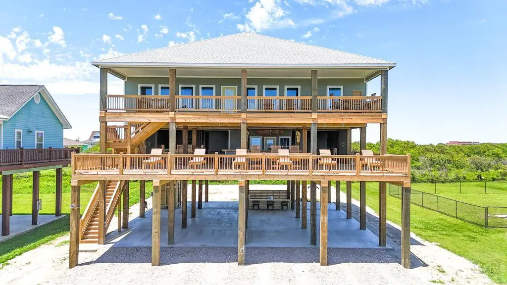 335 Atkinson, Crystal Beach, TX 77650 - #1