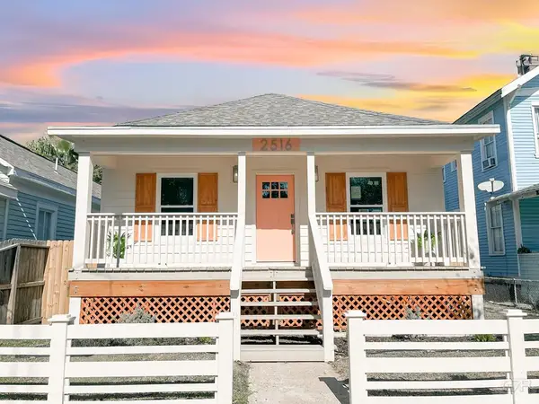 2516 M, Galveston, TX 77550