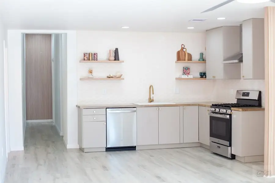 2516 M, Galveston, TX 77550 - Image #2