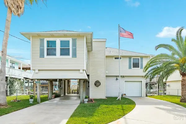 16515 Bahama Way, Jamaica Beach, TX 77554