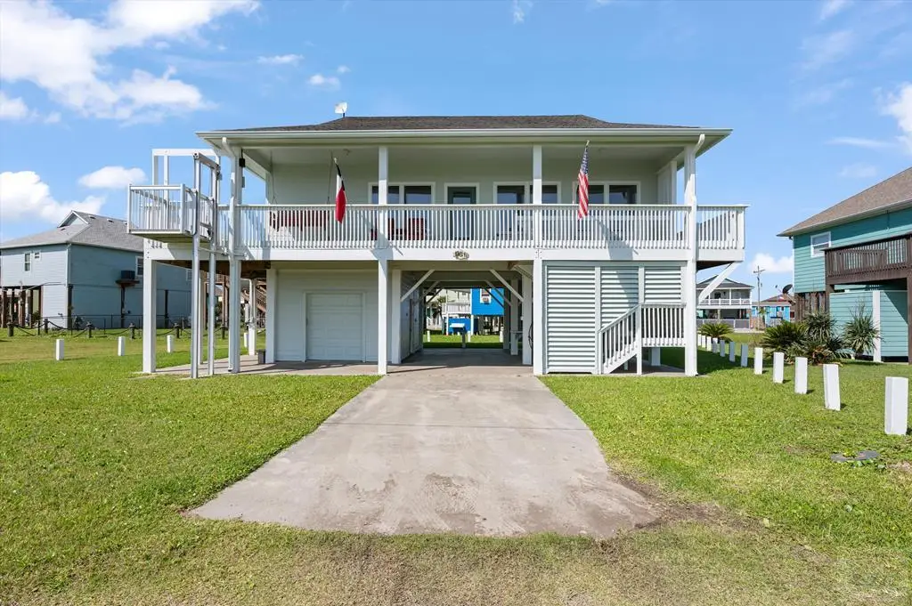 981 S Gateway, Crystal Beach, TX 77650 - #1
