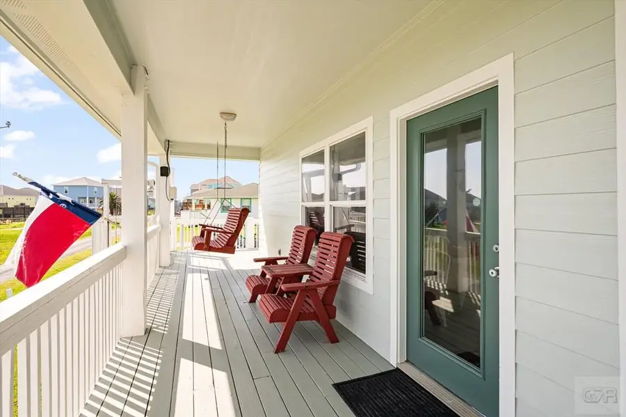 981 S Gateway, Crystal Beach, TX 77650 - #3
