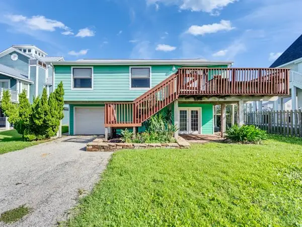 16542 John Silver Road, Jamaica Beach, TX 77554