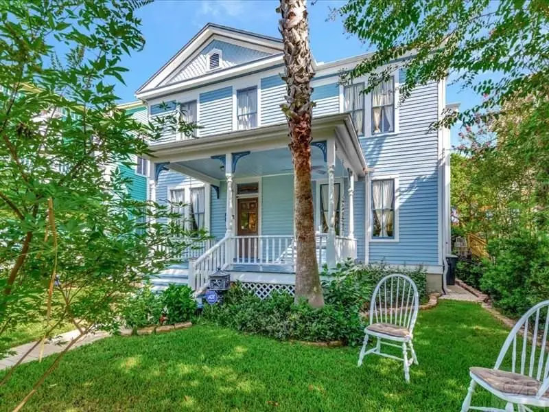 2608 Ursuline Street, Galveston, TX 77550 - #2