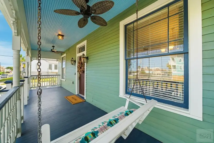 1001 Ave K, Galveston, TX 77550 - #3