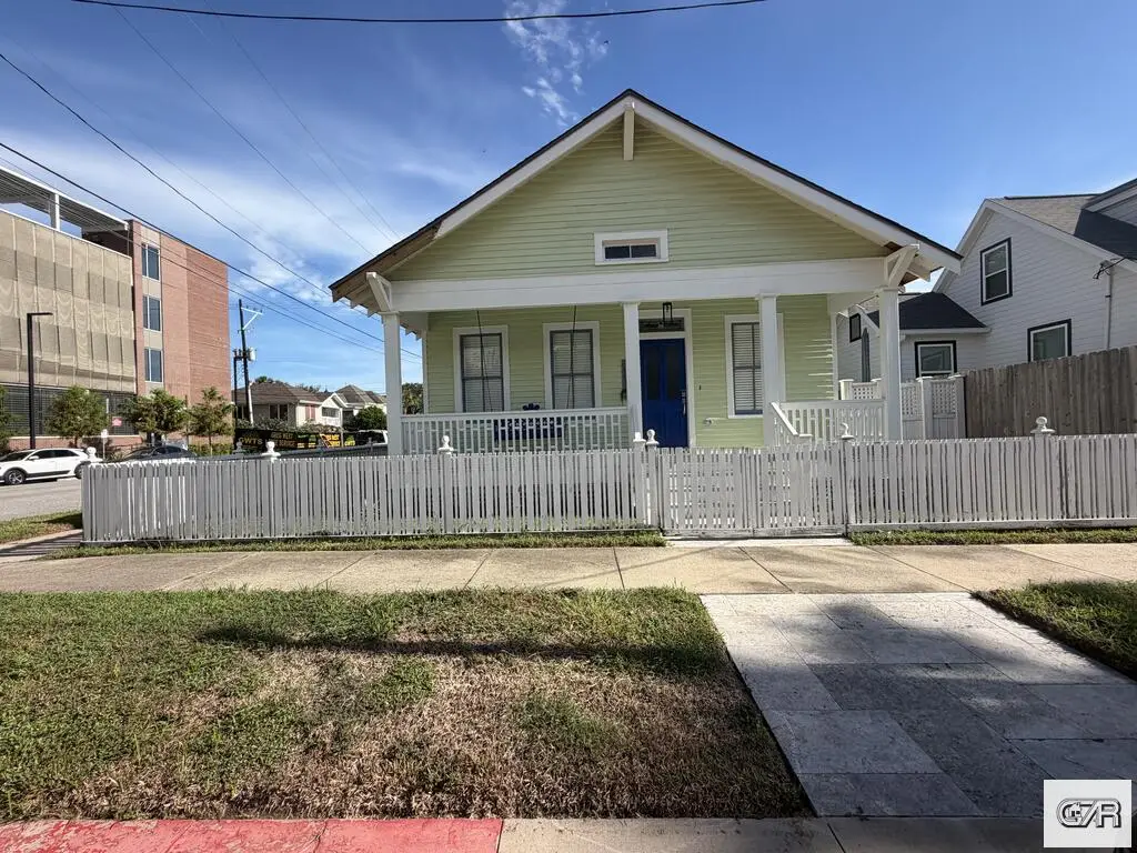 901 Postoffice Street, Galveston, TX 77550 - #1