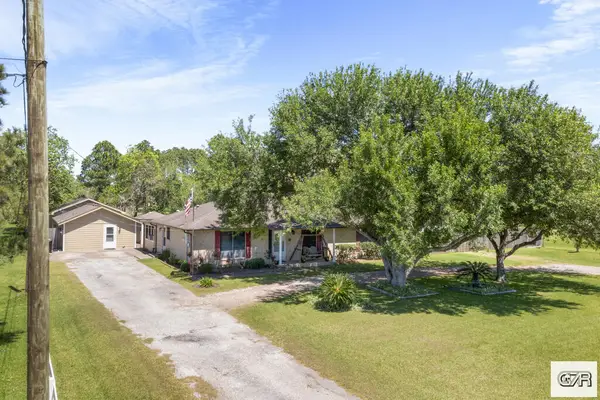 5521 Lanis, DICKINSON, TX 77539