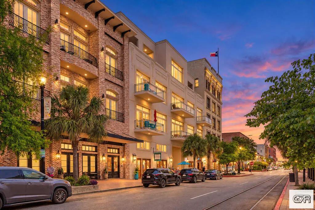 2208 Postoffice Street #302, Galveston, TX 77550 - #1