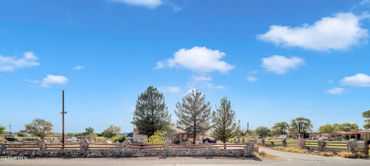 5935 Westside Drive, El Paso, TX 79932 - Image #1