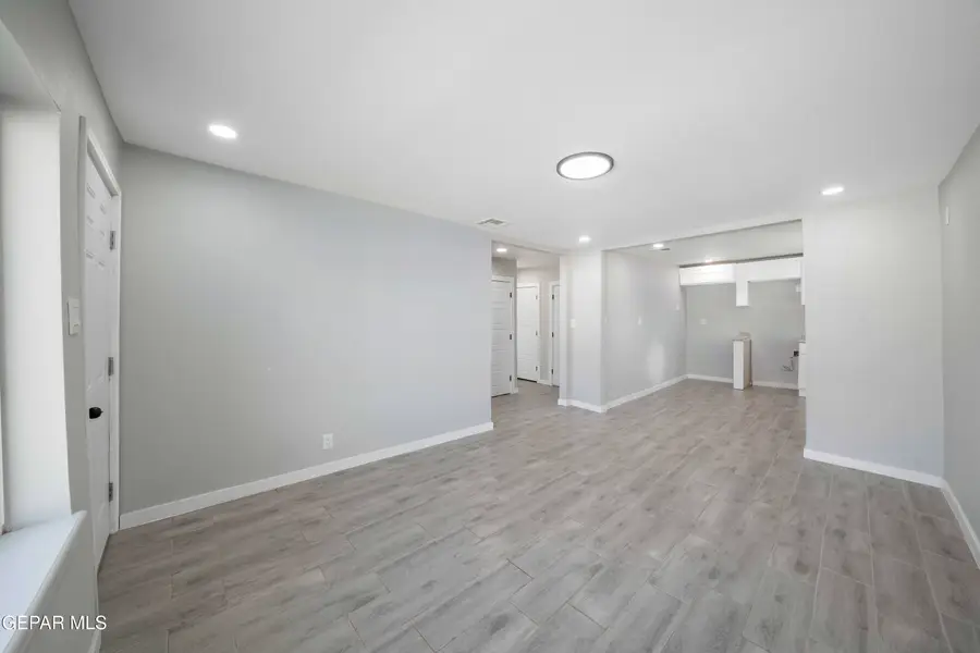 10752 Mellward Road, Socorro, TX 79927 - Image #2