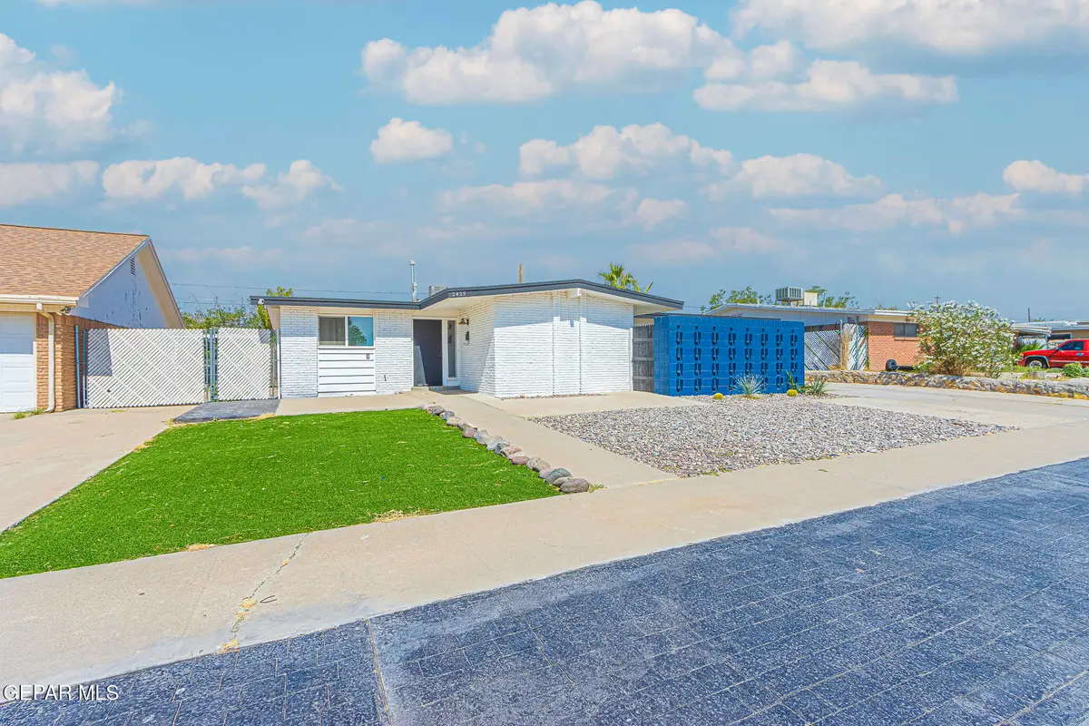 2425 Fir Street Street, El Paso, TX 79925 - #1