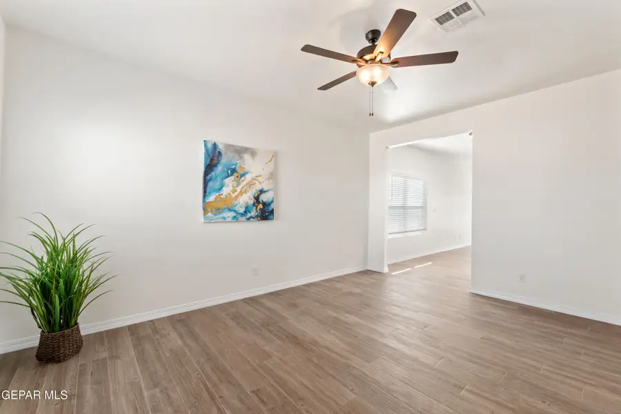 309 Sand Gate Drive, Horizon City, TX 79928 - Image #3