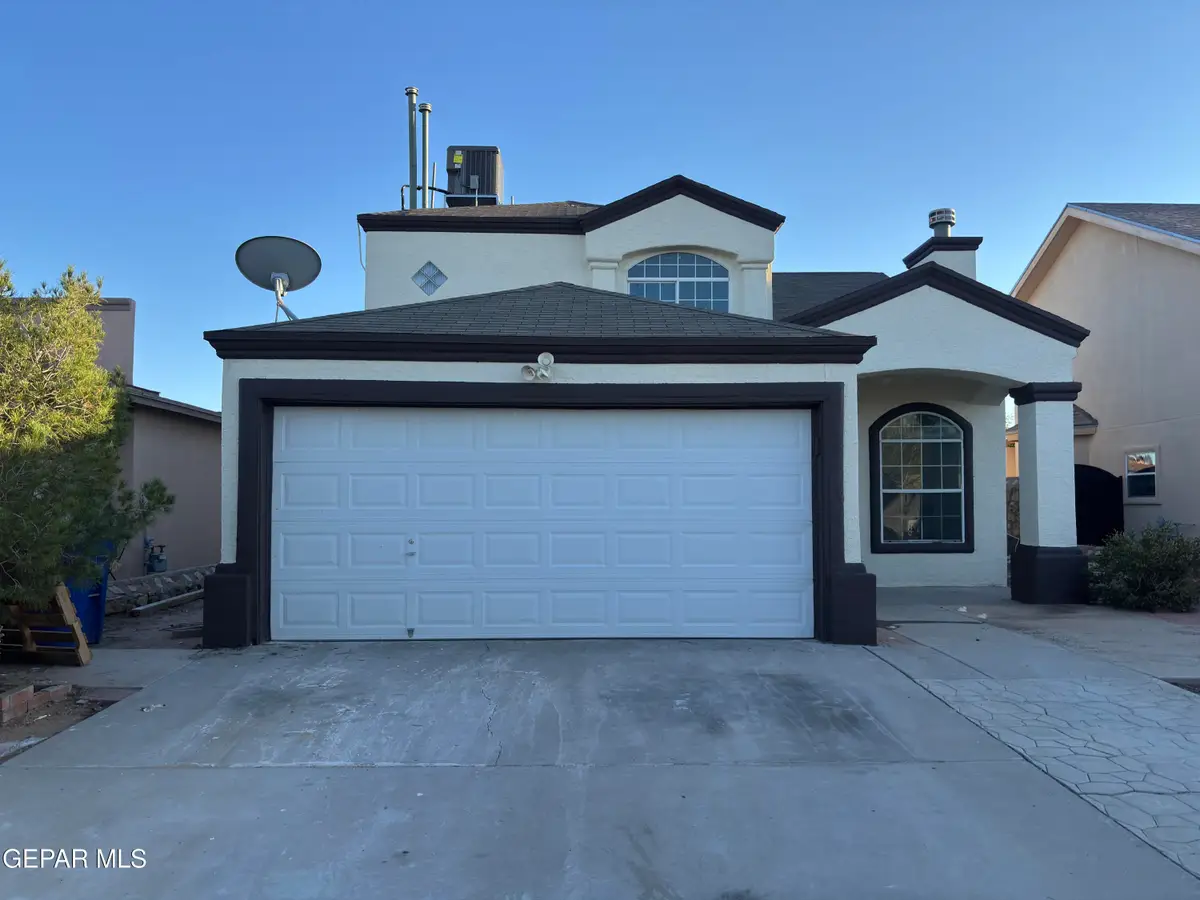 12372 Tierra Apache Drive, El Paso, TX 79938 - Image #1