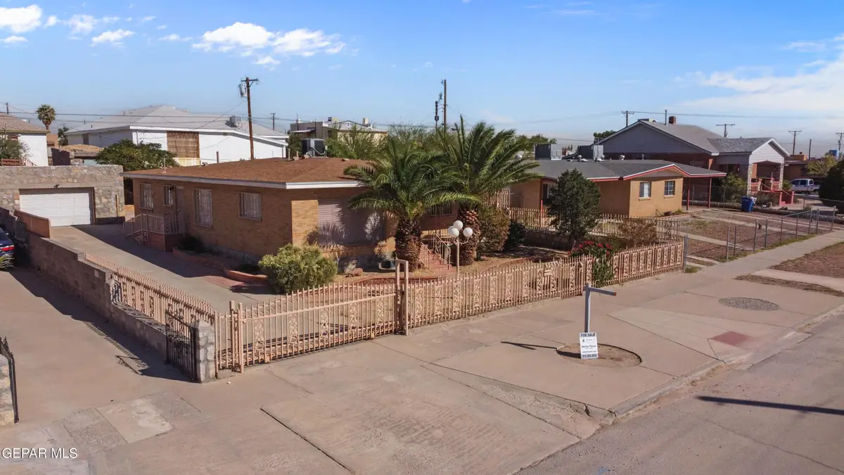 3215 Mobile Avenue, El Paso, TX 79930 - Image #1