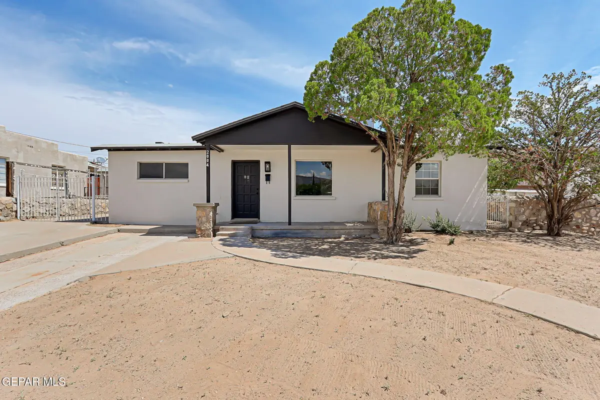 2004 Howze Street, El Paso, TX 79903 - Image #1