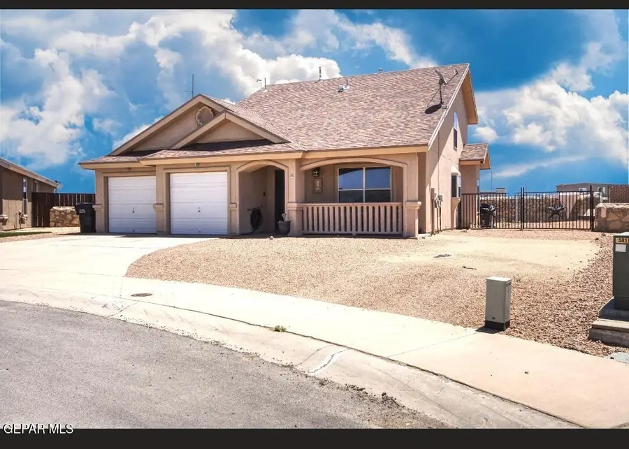 816 Desert Moon Drive, Horizon City, TX 79928 - Image #3