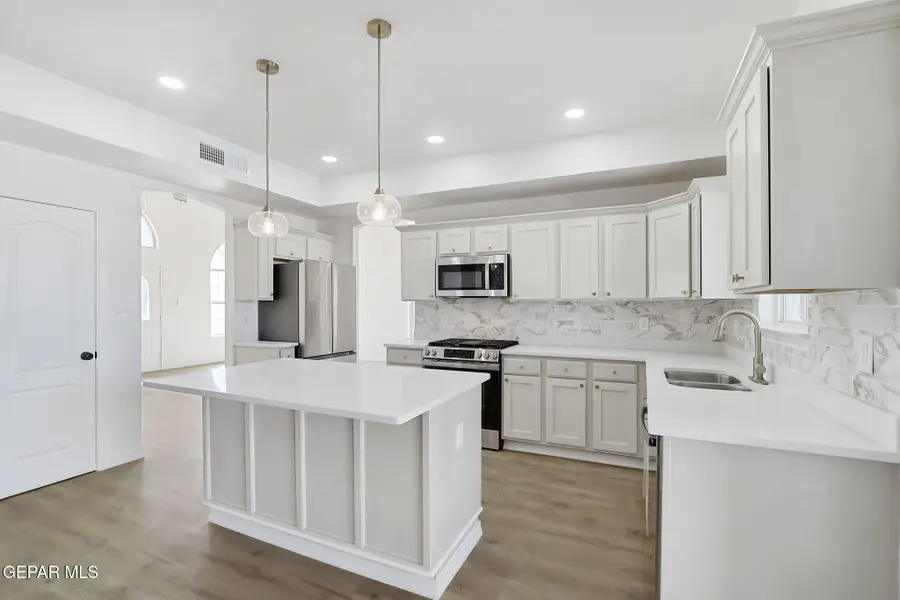 14277 Desert Ash Drive, El Paso, TX 79928 - Image #3