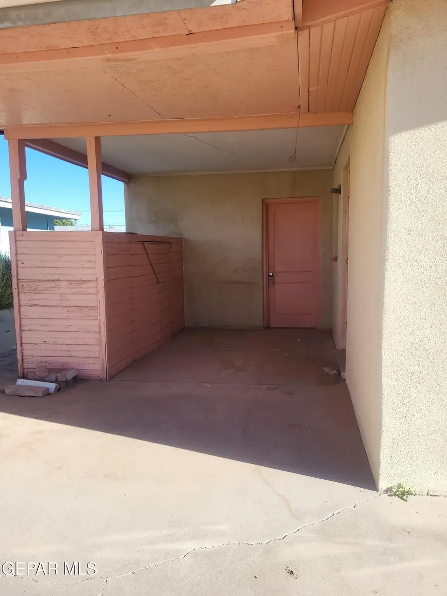 1309 E Clausen Drive E, El Paso, TX 79925 - Image #3