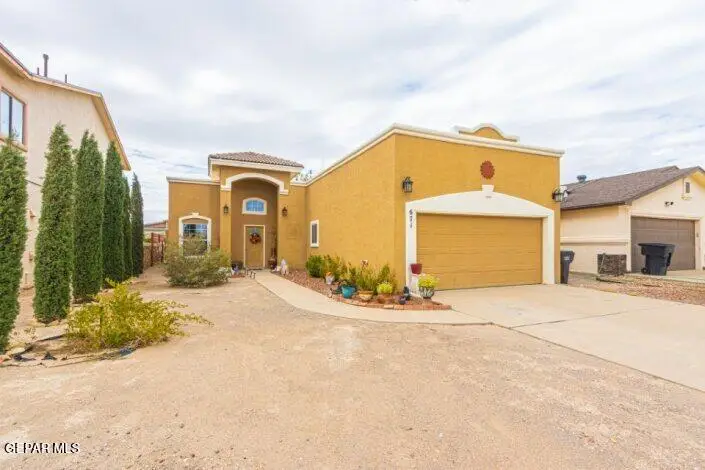 671 Teichelkamp Drive, Horizon City, TX 79928 - Image #2