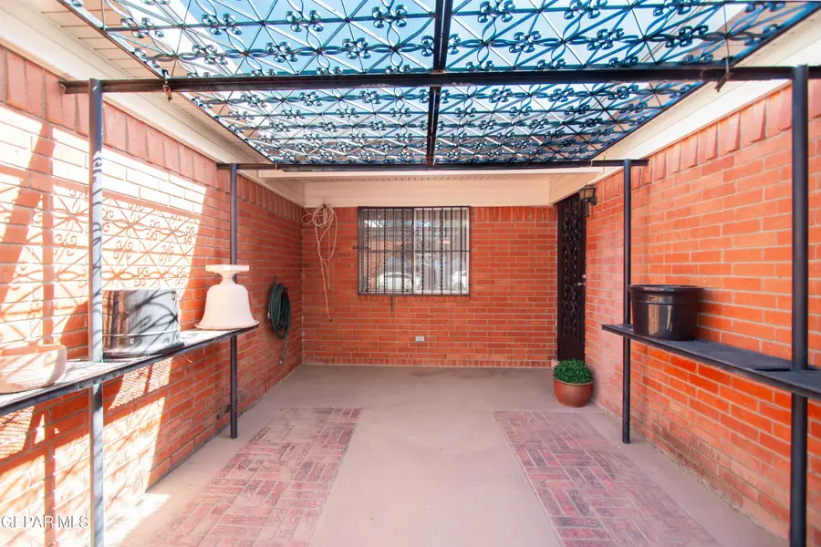 200 S Maryland Street, El Paso, TX 79905 - Image #3