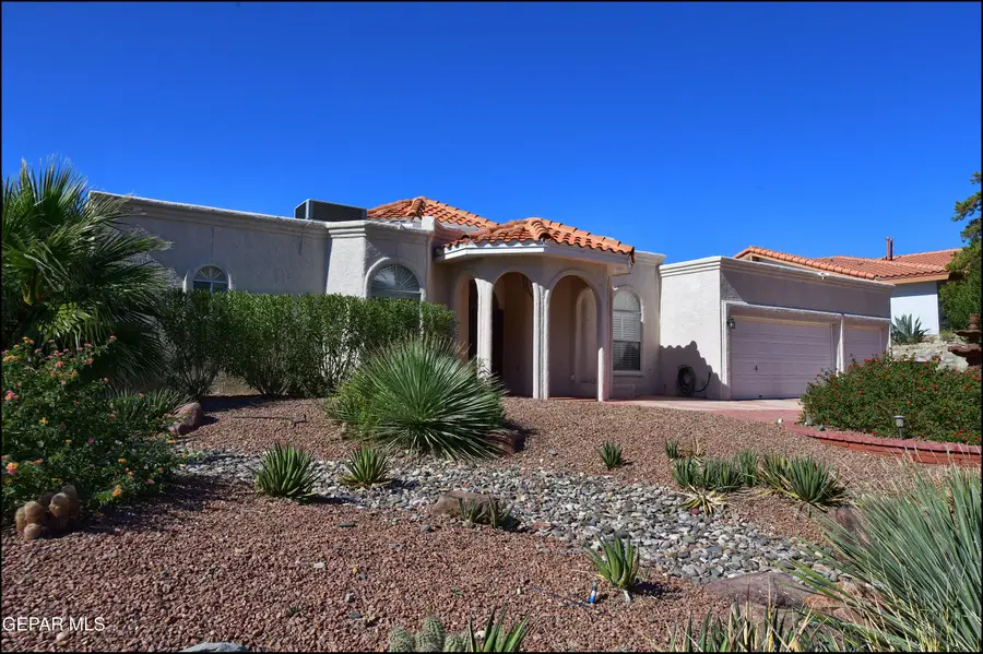 851 Via Bonita Lane, El Paso, TX 79912 - Image #2