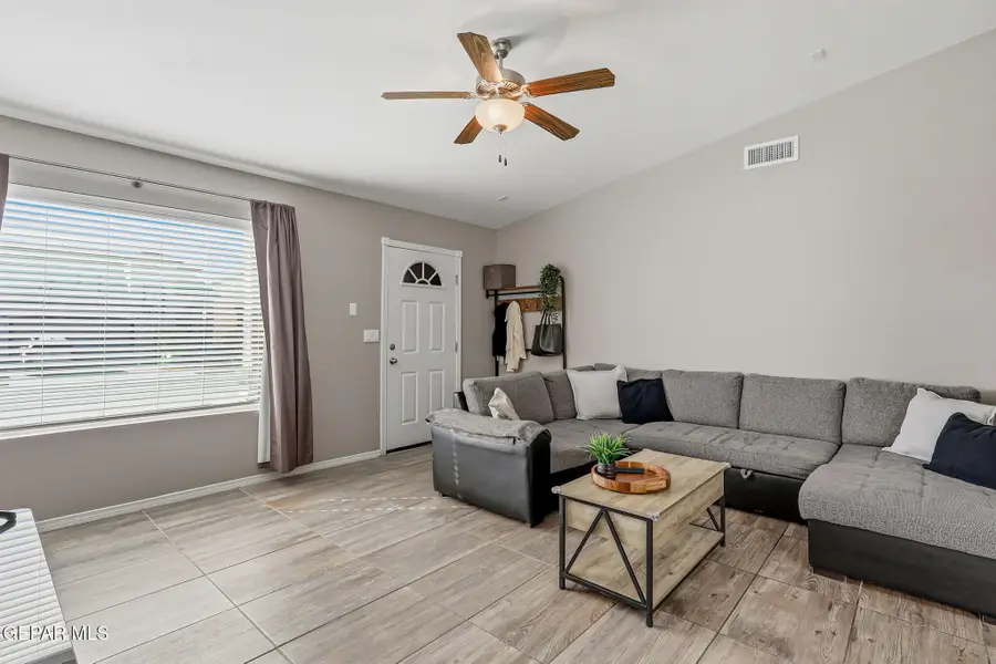 12136 Mesquite Thorn Drive, El Paso, TX 79934 - Image #3