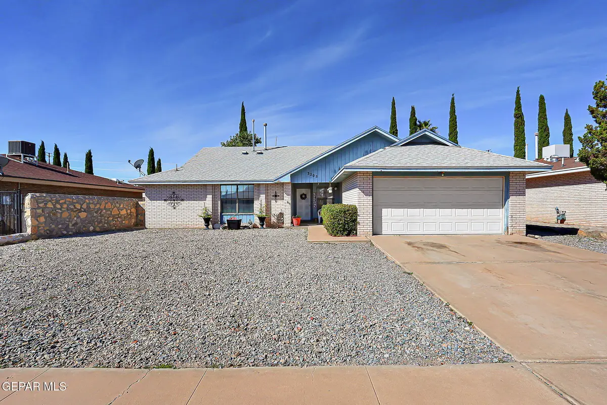 3205 Amarillo Street, El Paso, TX 79936 - Image #1