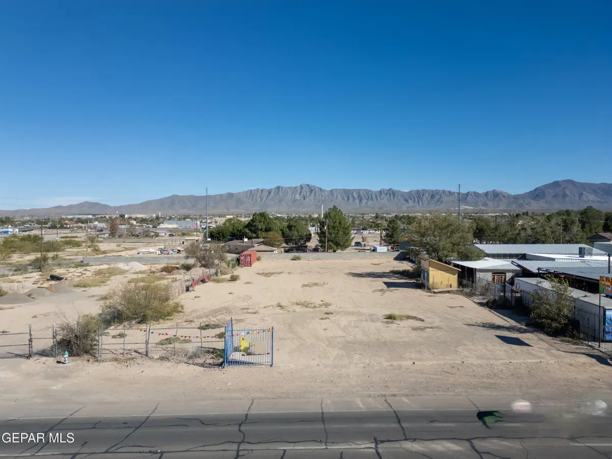 7970 Doniphan Drive, Vinton, TX 79821 - Image #1