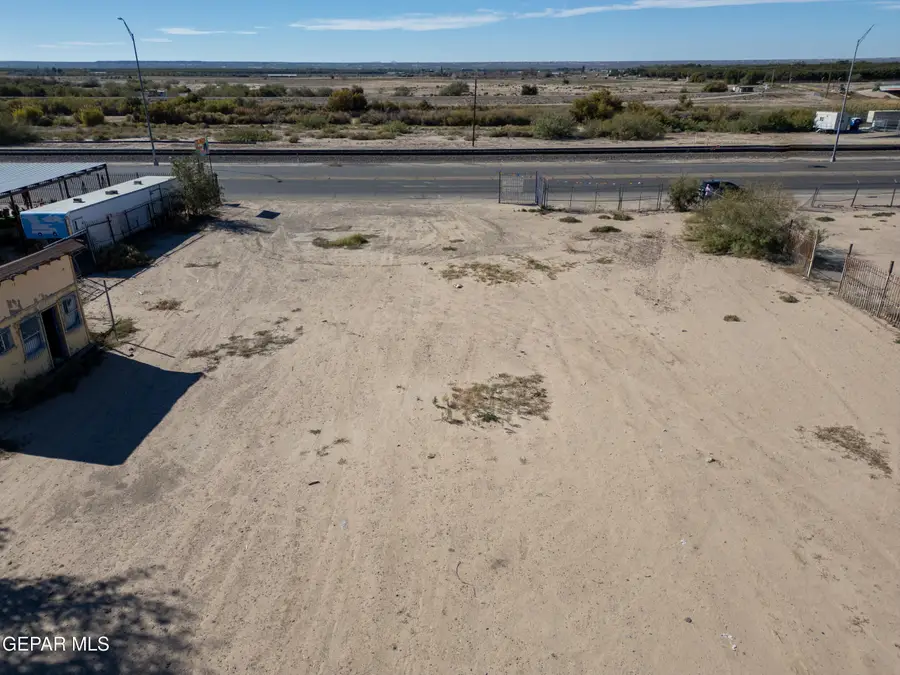 7970 Doniphan Drive, Vinton, TX 79821 - Image #3