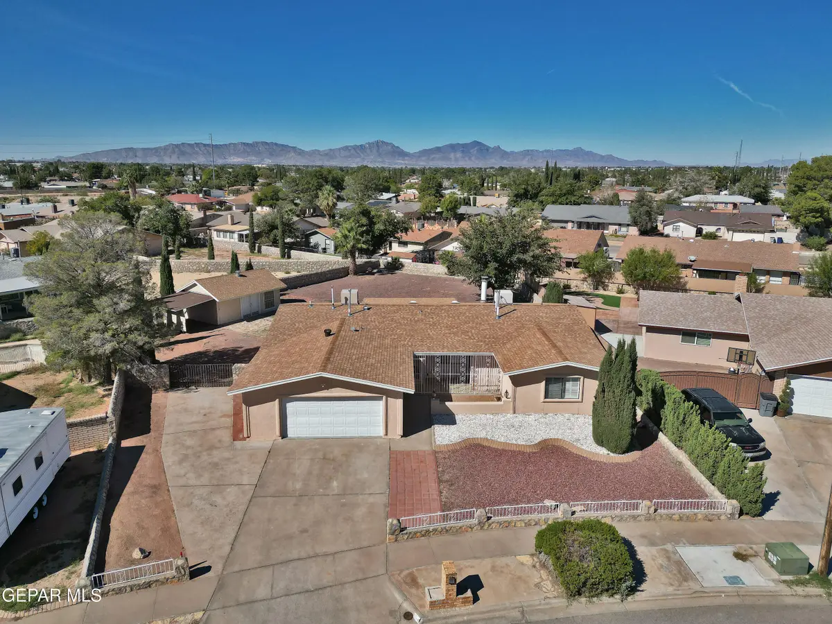 1913 Seagull Drive, El Paso, TX 79936 - Image #1