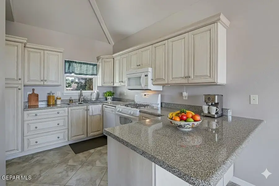 6250 Escondido Drive, El Paso, TX 79912 - Image #3