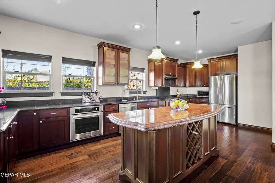 19 Cumberland Circle, El Paso, TX 79903 - Image #2