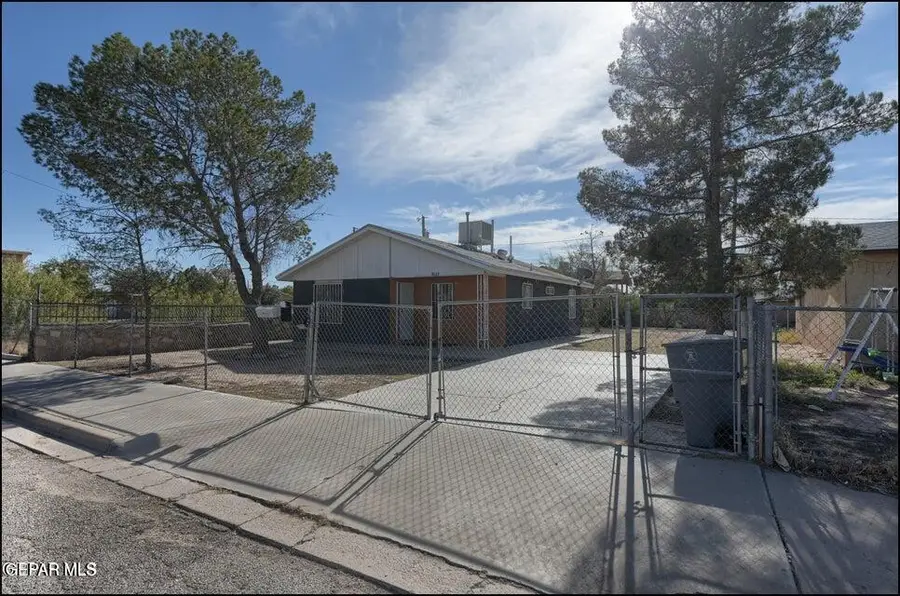 9228 Delicias Court, El Paso, TX 79907 - Image #2