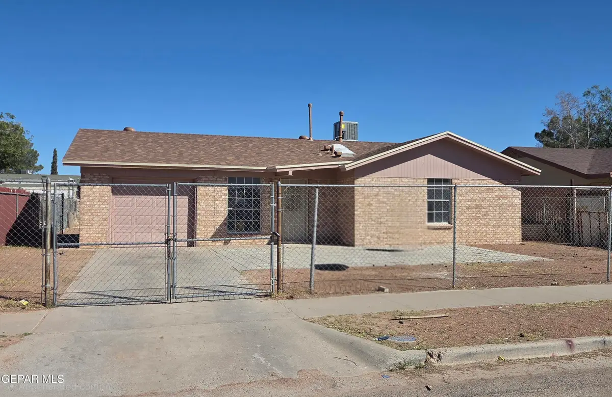 9722 Vallarta Drive, El Paso, TX 79927 - Image #1