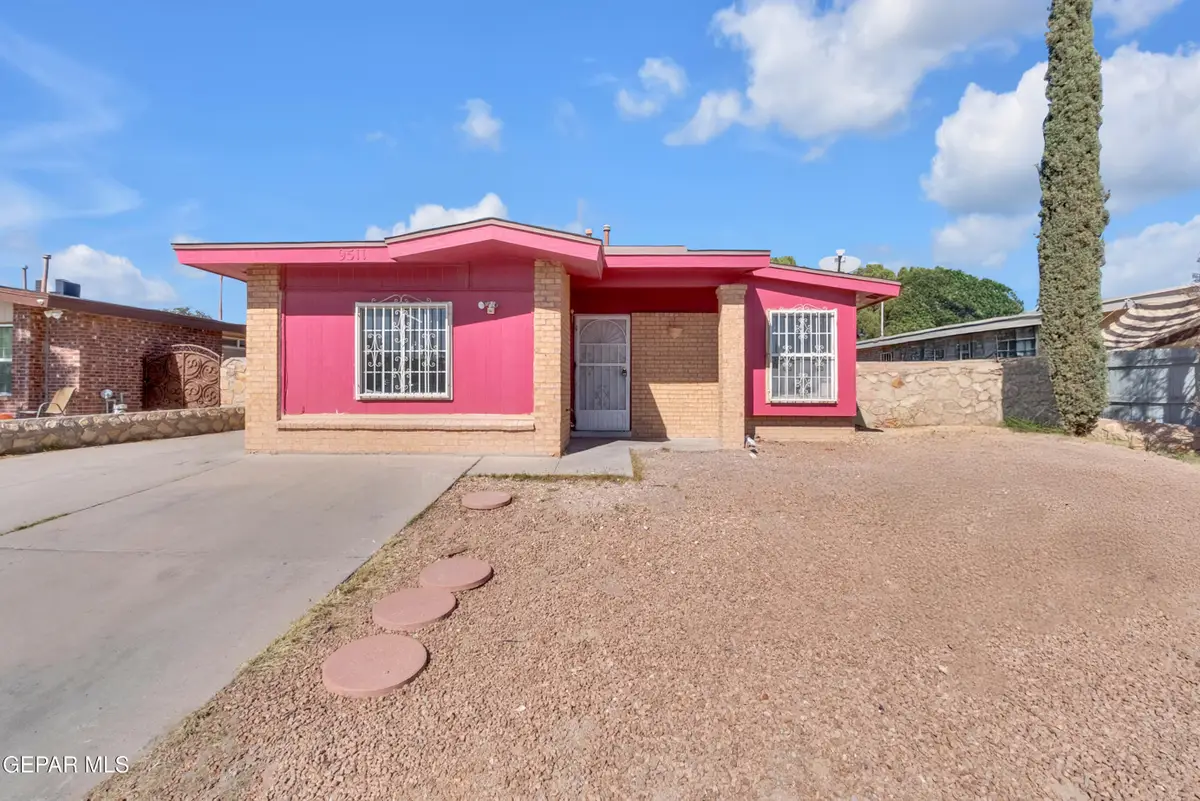 9511 Martinique Drive, El Paso, TX 79927 - Image #1