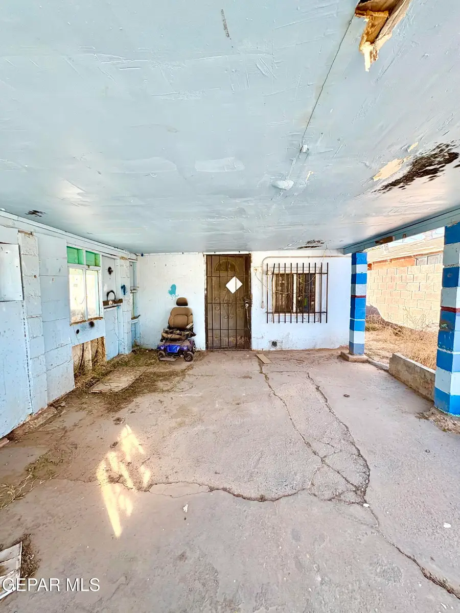 418 Carmelita Circle, El Paso, TX 79907 - Image #2