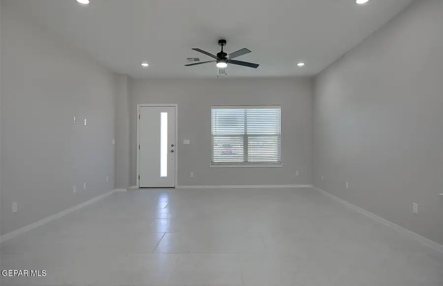 13865 Summer Wave Avenue, El Paso, TX 79928 - Image #3